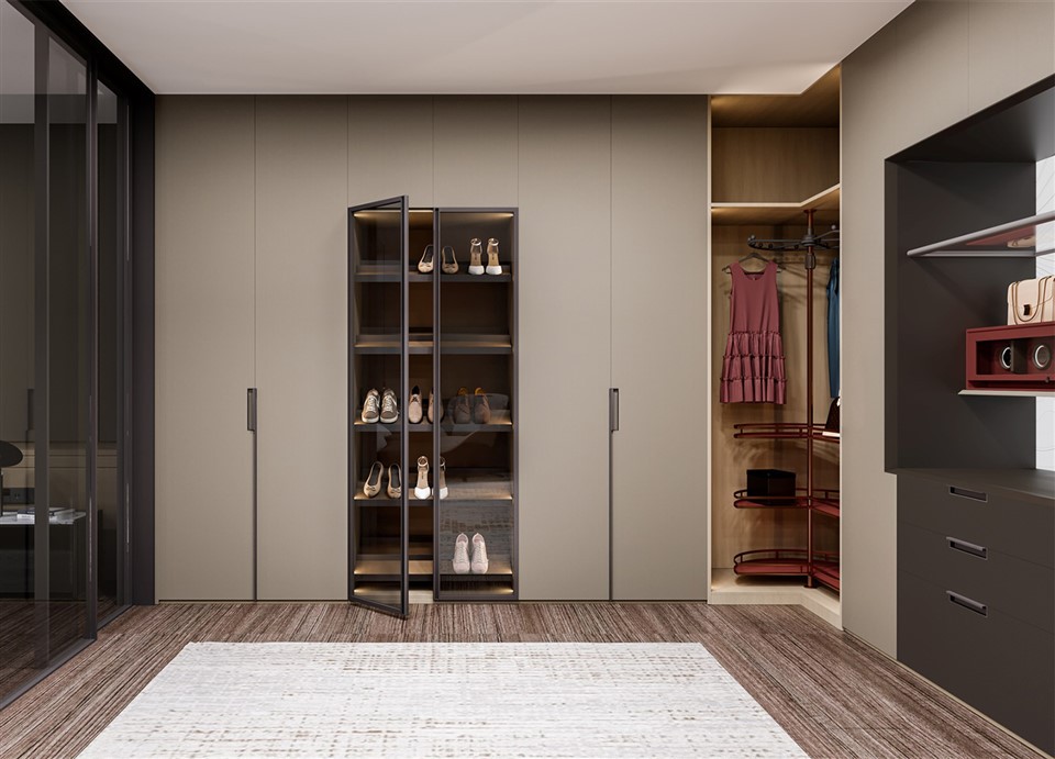 Luxury Walk In Closet