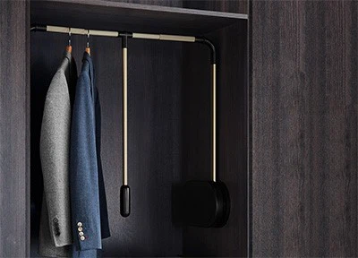 clothes lift