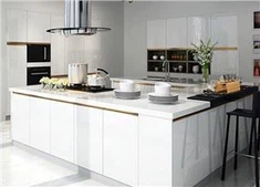 Simple High Gloss Kitchen Cabinets
